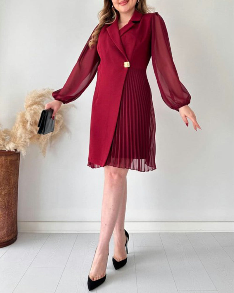 Noella™ - Festive dress with gold buckle