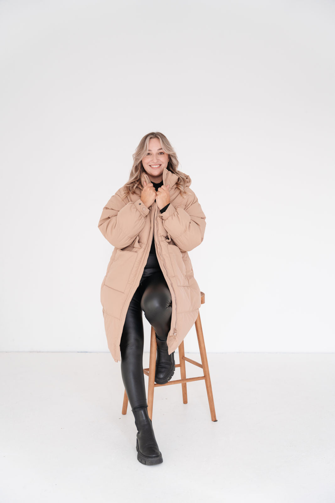 Lonneke™ - Women's Long Down Coat with Hood