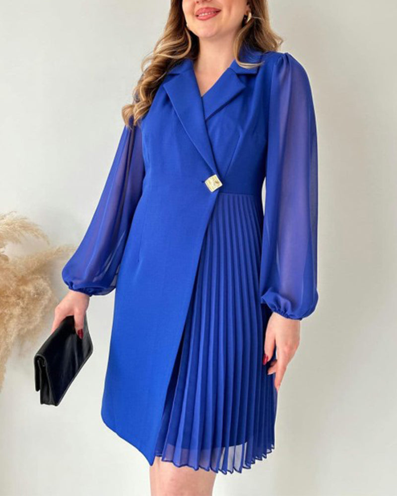 Noella™ - Festive dress with gold buckle