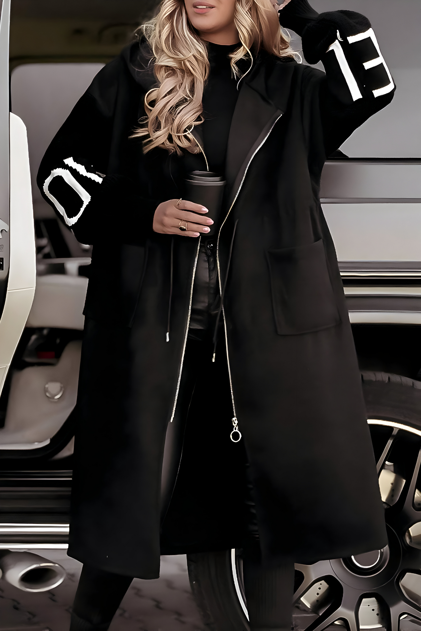 Anaïs™ - Ladies' jacket with knitted sleeves and hood
