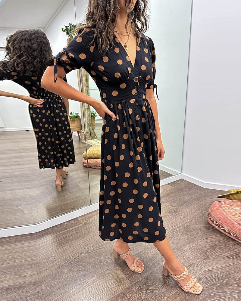 Mina™ - Robe à pois avec décolleté profond et pointu