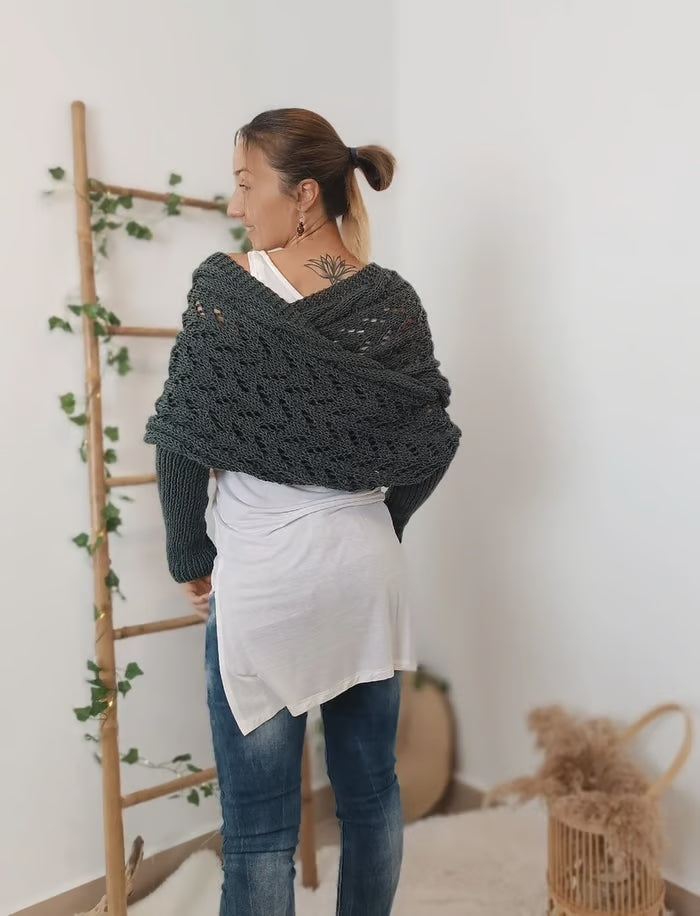 Alyssa™ - Bohemian Knit Shawl - Flattering and Comfortable