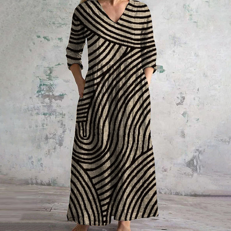 Arianna™ - Elegant and practical striped dress