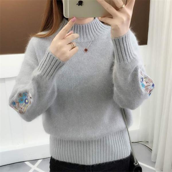 Andrée™ - Thick Flower Embroidered Sweater