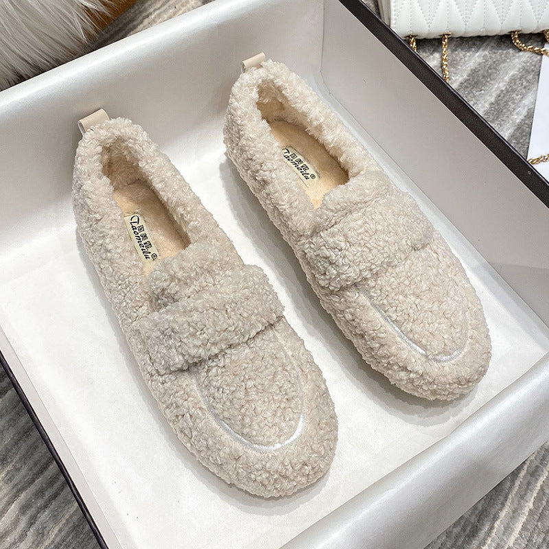 Nora™ - Warmth and Elegance for Winter