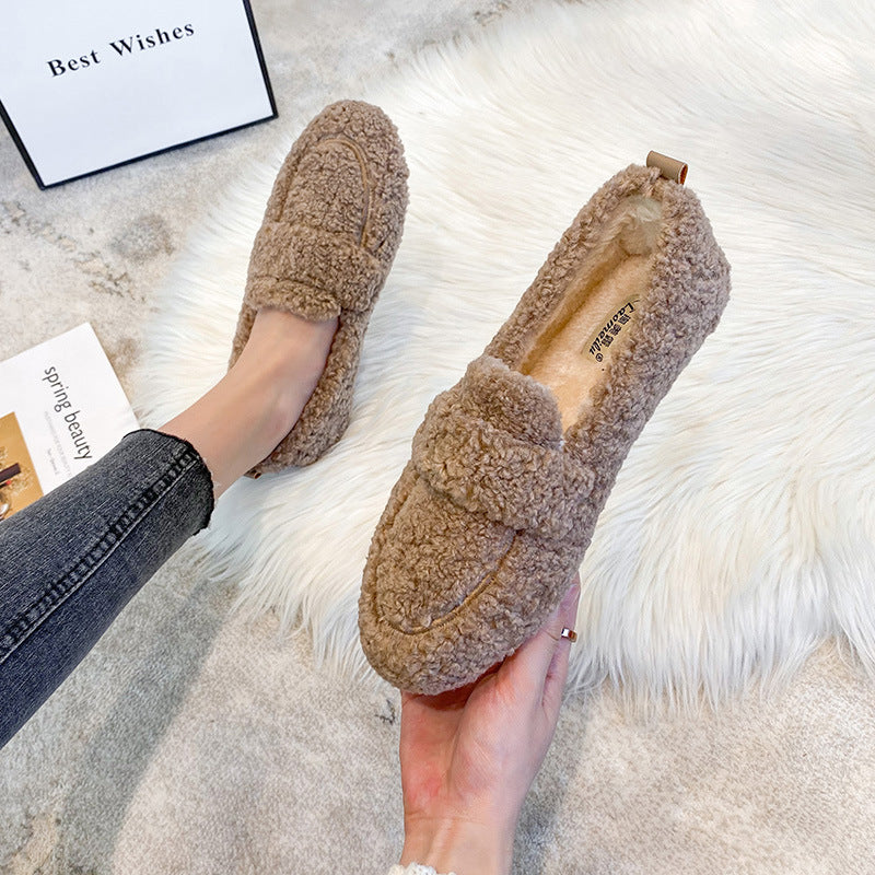 Nora™ - Warmth and Elegance for Winter