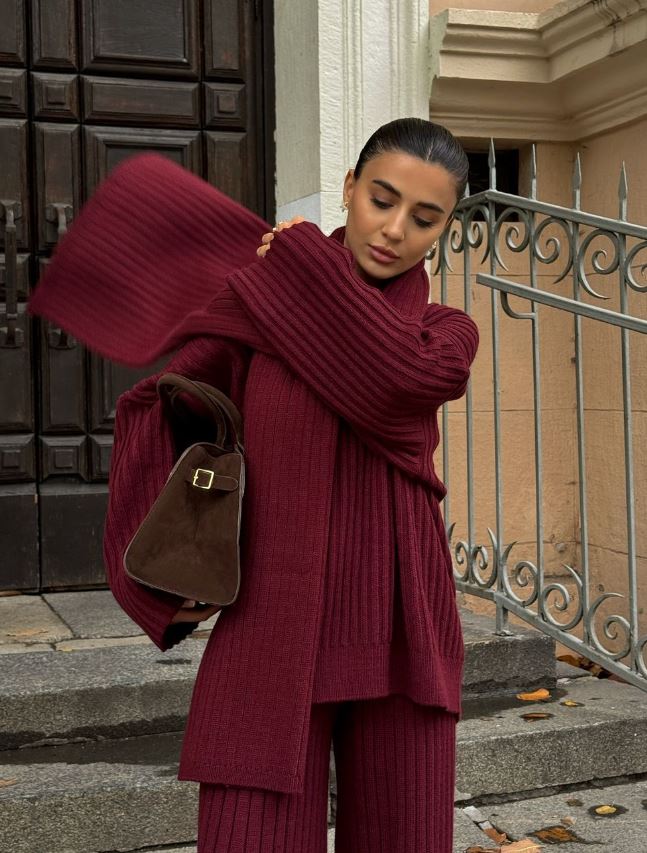 Jeannie™ - Burgundy set with sweater and wide leg pants