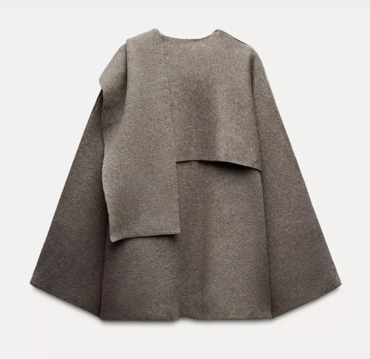 Lizzy™ - Elegant Winter Cape