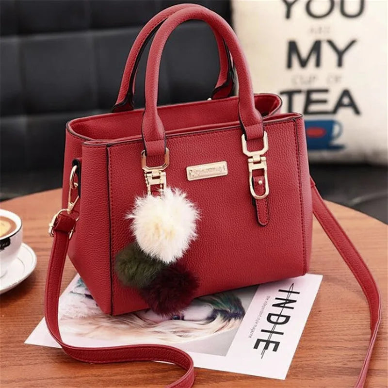 Honorine™ - Elegant and practical leather handbag