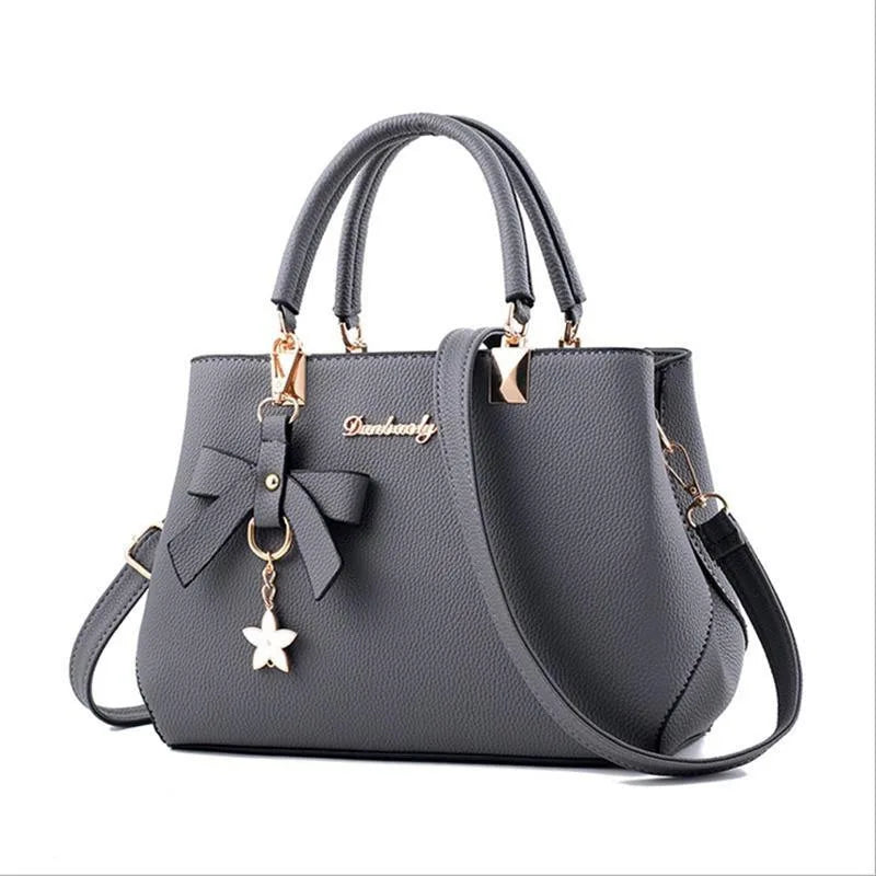 Honorine™ - Elegant and practical leather handbag