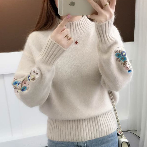 Andrée™ - Thick Flower Embroidered Sweater