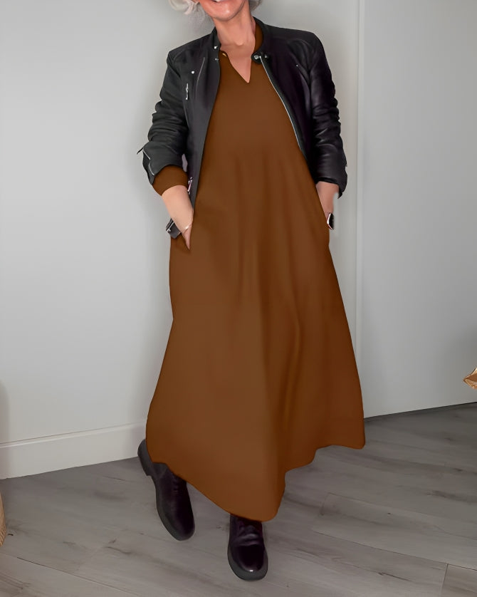 Amanda™ - The slimming maxi dress with V-neckline
