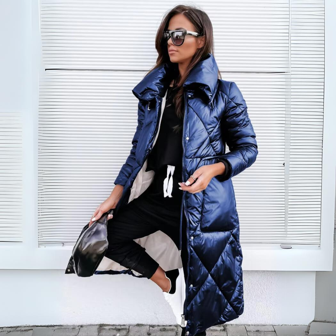 Elora™ - Warm coat for colder days!