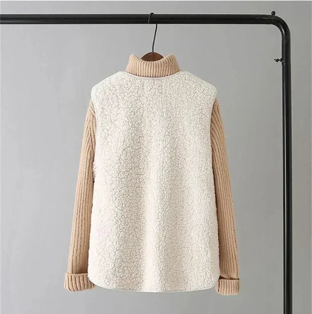 Avriel™ - Women's Lambswool Sleeveless Coat