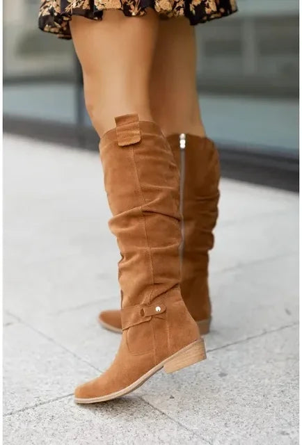 Elke™ - Chic Cowboy Boots for a Comfortable Winter