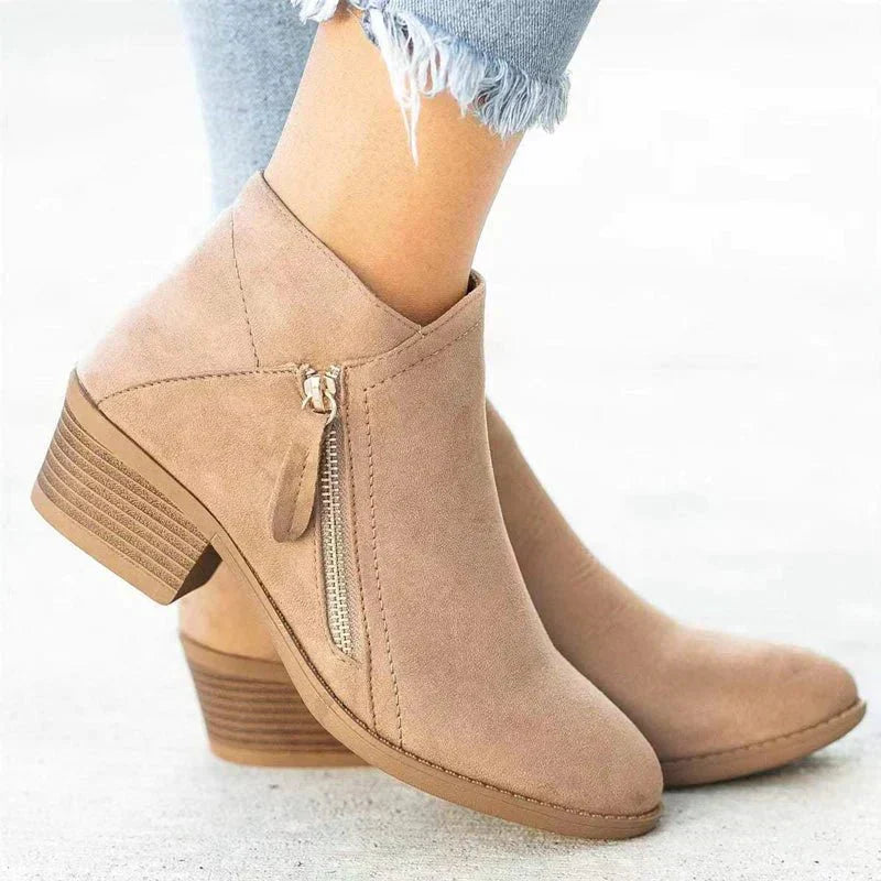 Chantelle™ – Ultimate Comfort for Your Feet 