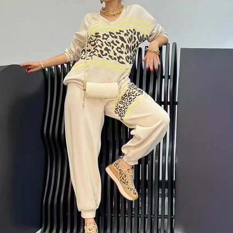 Audrey™ - Women's 2 Piece Leopard Sport Set