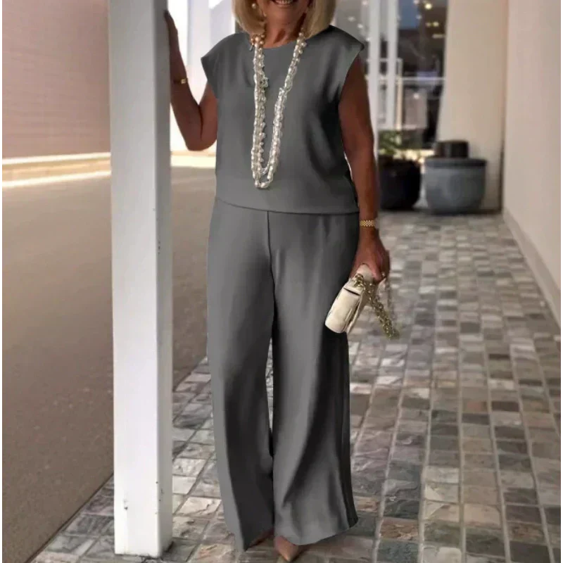 Anissa™ - Women's Sleeveless Top and Crew Neck Pants 