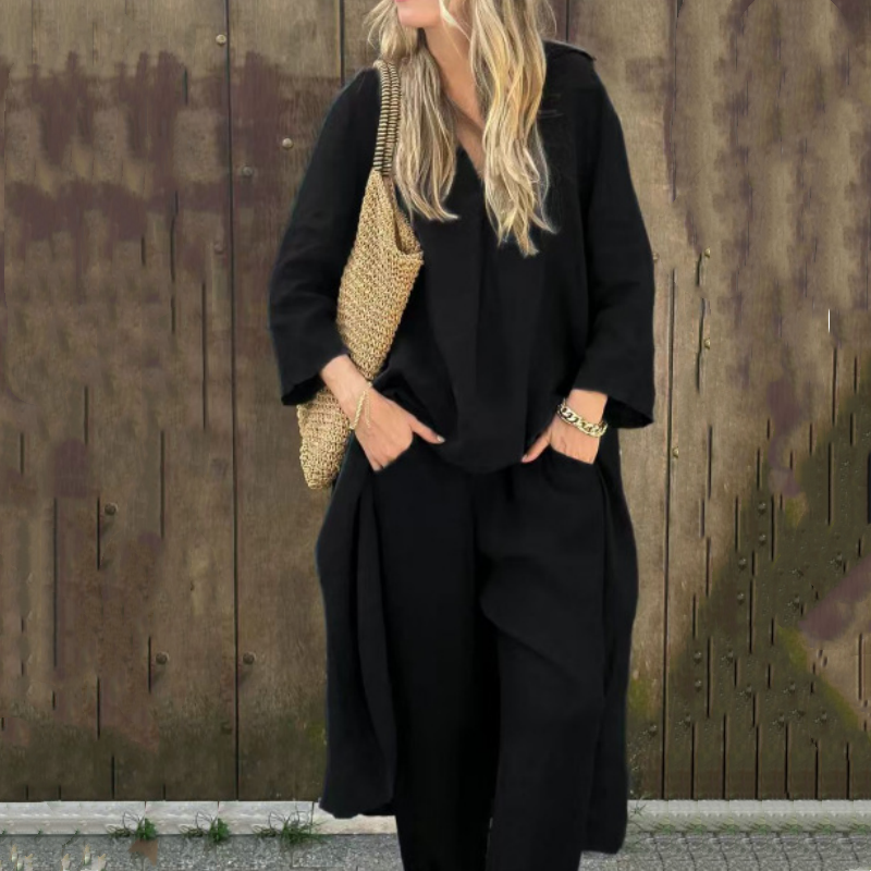 Perrine™ - 2-Piece Set with Pockets and V-Neck 